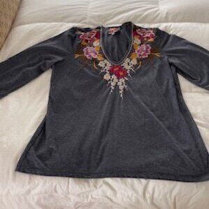 Johnny Was Embroidered Shirt size XL